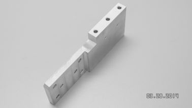 La alta precisión micro trabajó a máquina servicio modificado para requisitos particulares las piezas con estándar del estruendo JIS ASTM