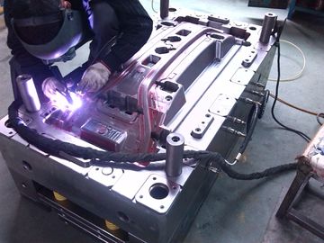 Servicios que trabajan a máquina del CNC de la precisión de la inyección de alta velocidad del metal que moldean