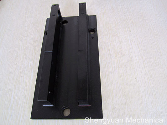 La precisión del acero de aleación que muele partes trabajadas a máquina con anodiza negro