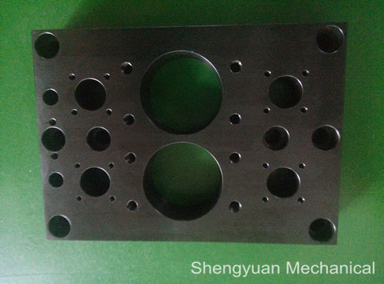 Las piezas que trabajan a máquina de la oxidación C.R.S de la precisión negra del CNC rematan la hoja de la placa