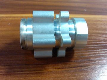 La precisión del CNC del metal dio vuelta a la columna de aluminio de alta resistencia de las piezas sacó