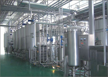 Alta cadena de producción pasterizada eficiente de leche para el cartón triangular, la botella plástica y el bolso