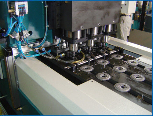 Filtro de aceite de 3 HP que hace la máquina, diámetro Φ55 - Φ110 milímetro de la máquina de la chapa que golpea ligeramente fonda