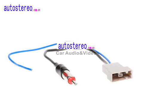 Recambios autos del adaptador aéreo del coche para el enchufe amplificado adaptador de la antena de radio estéreo de NISSAN