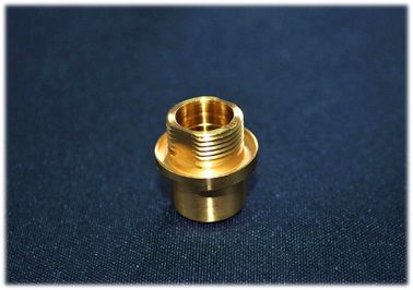 Piezas dadas vuelta no estándar del cobre plateado del oro, pieza que trabaja a máquina del CNC