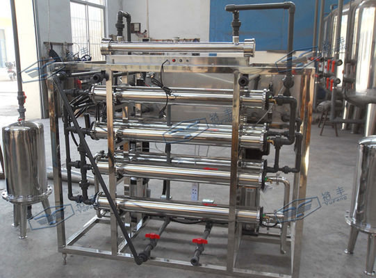 Pequeño tipo sistema del RO del agua de la fibra de vidrio para la cadena de producción del agua de botella