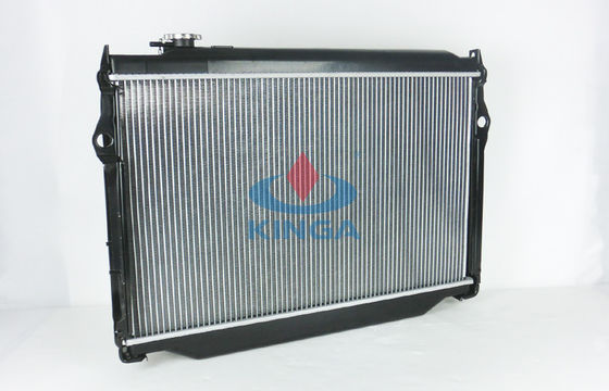 reemplazo del radiador de 95 - 98 FZJ80G Toyota Landcruiser, transmisión automática